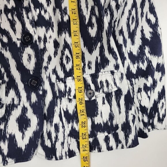 Chico's Women's Three Button Cotton Light Weight Navy/White Blazer Size 1 (8/10) - Picture 11 of 15